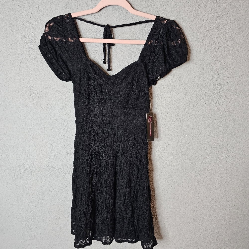 No Boundaries Dress Womens XS Black Puff Sleeve Lace‎ Fit And Flare Party Lined